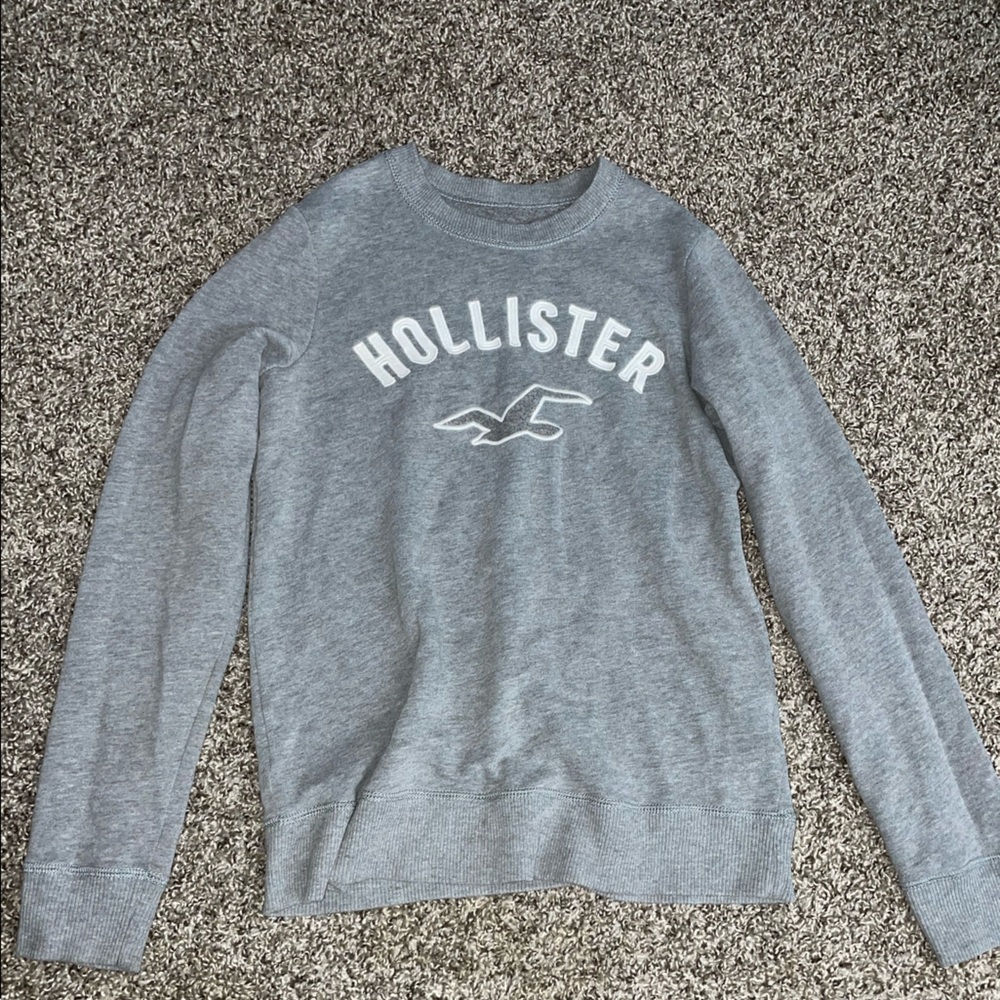 Embroidered Logo Crew Sweatshirt